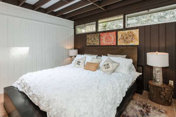 bedroom pool house VRBO